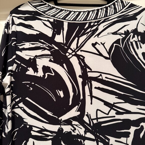 BCBGMaxAzria | Patterned Tunic Shift Dress | Black/White | Size M - Picture 7 of 12